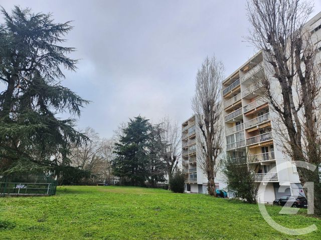 Appartement F5 à vendre - 5 pièces - 92,61 m2 - Venissieux - 69 - RHONE-ALPES